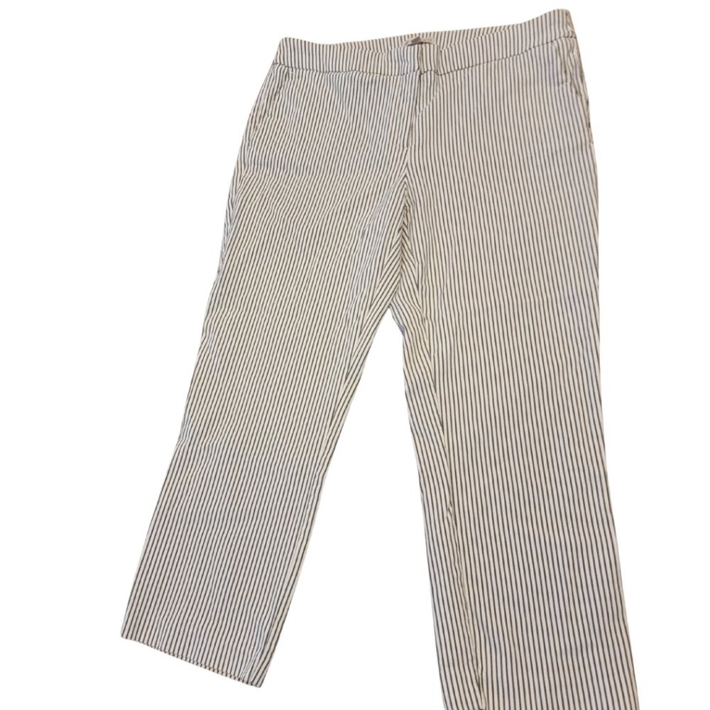 Eleanor Rose Seersucker Striped Crop Flat Front Capri Pants/Slacks